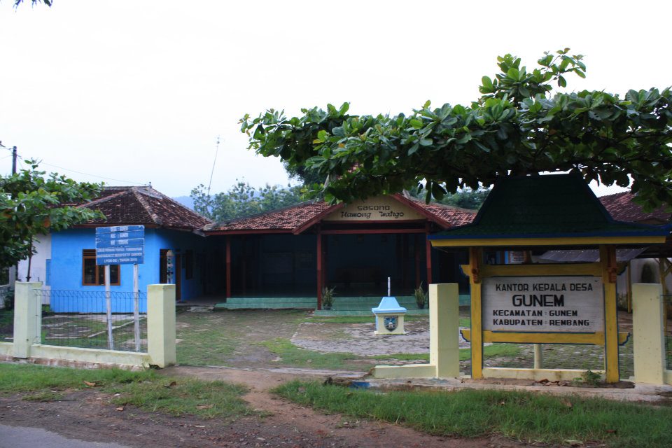 Kantor Kepala Desa Demaan