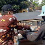 Salurkan Ribuan Paket Sembako, Bupati: BKK Lasem Mematuhi Instruksi Pemerintah